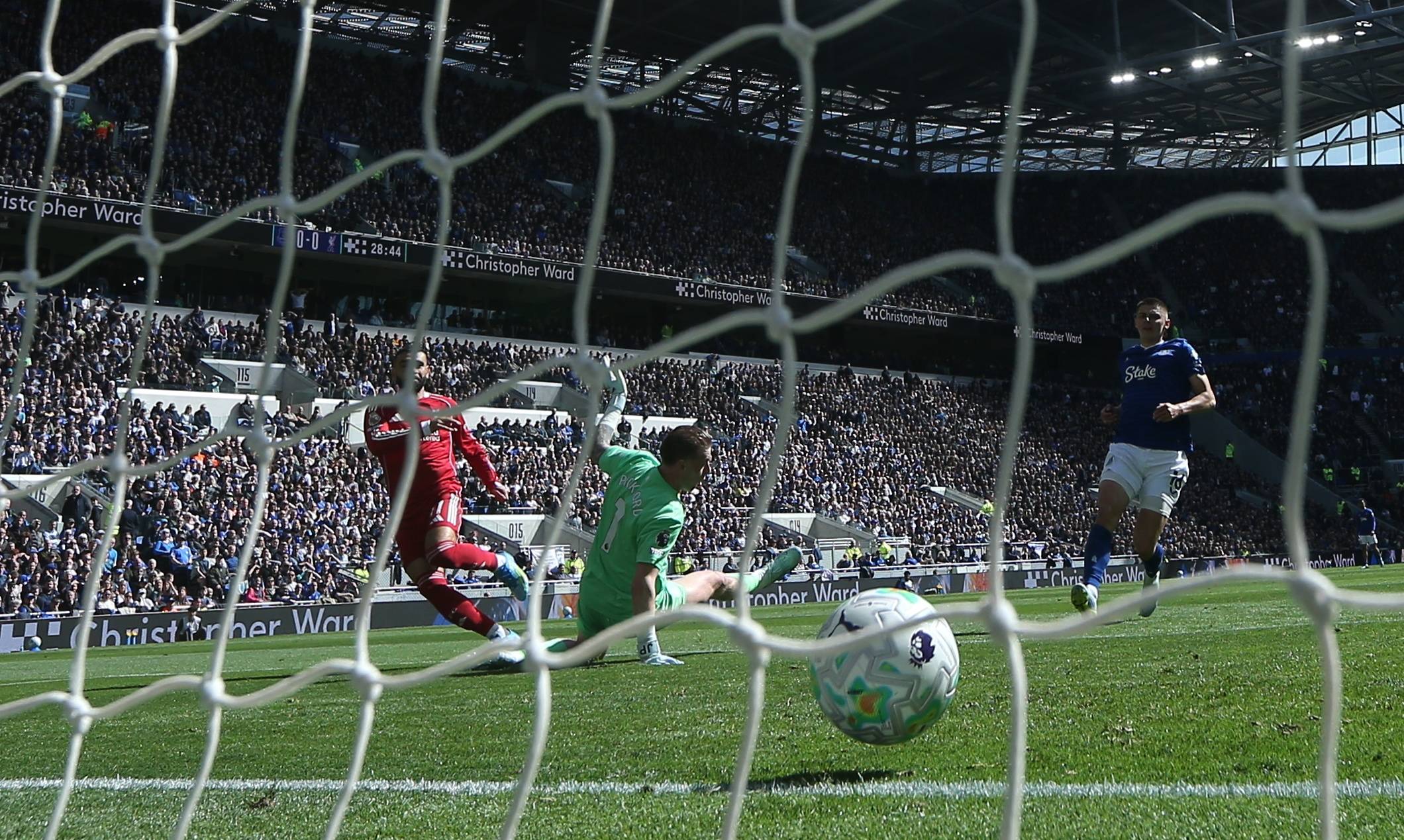 （外代二线）足球——英超联赛：利物浦胜埃弗顿